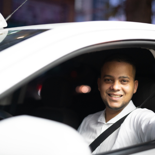 Kilometeradministratie en BCT-ritregistratie voor taxi en Uber chauffeurs